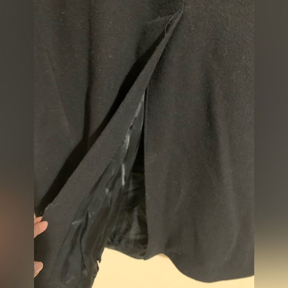 Men's Black Long Trench Coat sz R 46 100% Wool Shell and 100% Rayon lining - Picture 3 of 11